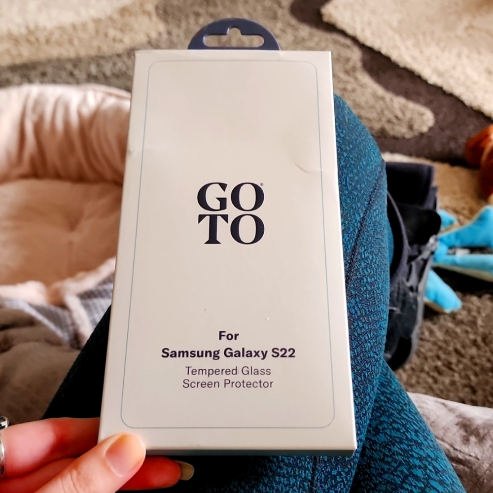 GO TO tempered glass screen protector